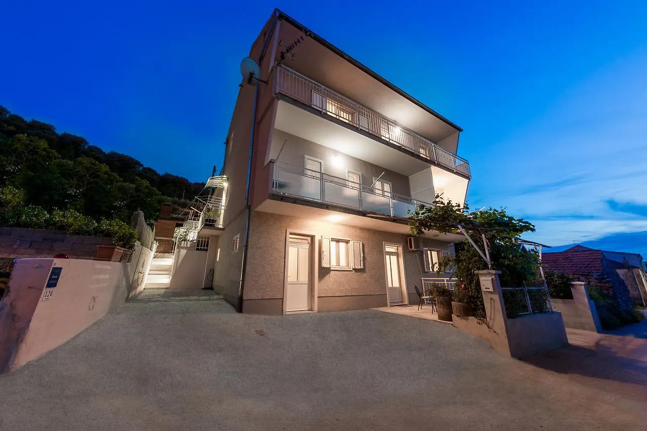 Apartments Zajc Traù Croazia