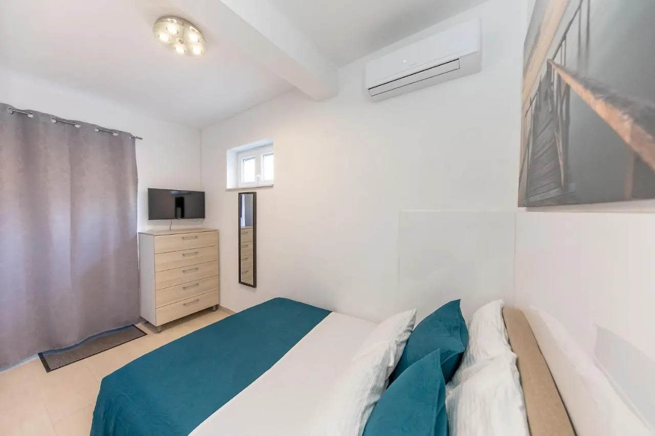 Apartments Zajc Trogir 0*,  Croatia